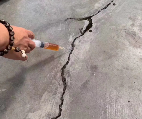 灵丘混凝土裂缝修补技术详解​